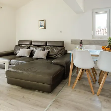 Apartment Obala *